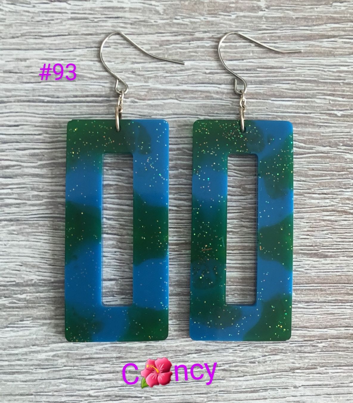 Orecchini pendenti & Orecchini a lobo: Boucle d’oreille – Nuovo e nell'imballaggio originale da Genève venduto da mir_qfr5