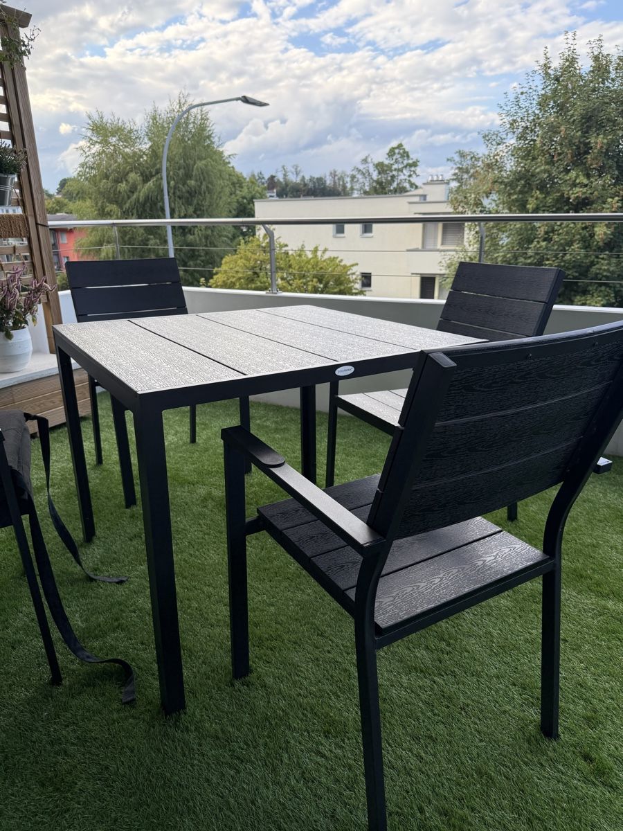 Jysk Tischset: Balkonset Tisch und 4 Stühle – Gebraucht aus Luzern von CZ07