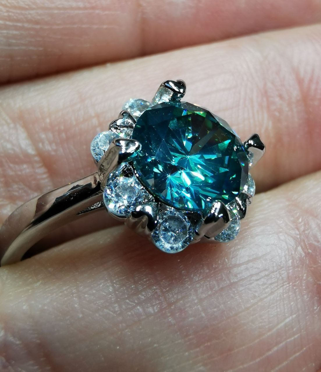 Anelli: Bague avec zircons – Nuovo e nell'imballaggio originale da Reconvilier venduto da Tsma67