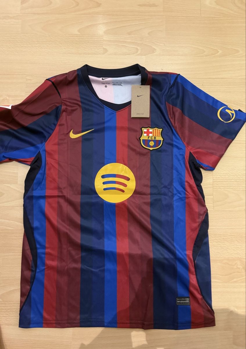 FC Barcelona Canottiere & Pantaloni: FC Barcelona Trikot – Nuovo (secondo la descrizione) da Däniken SO venduto da jschenker27