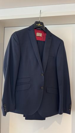 Herren Anzug Clubs of Gents dunkelblau Grösse 46/48 wie neu