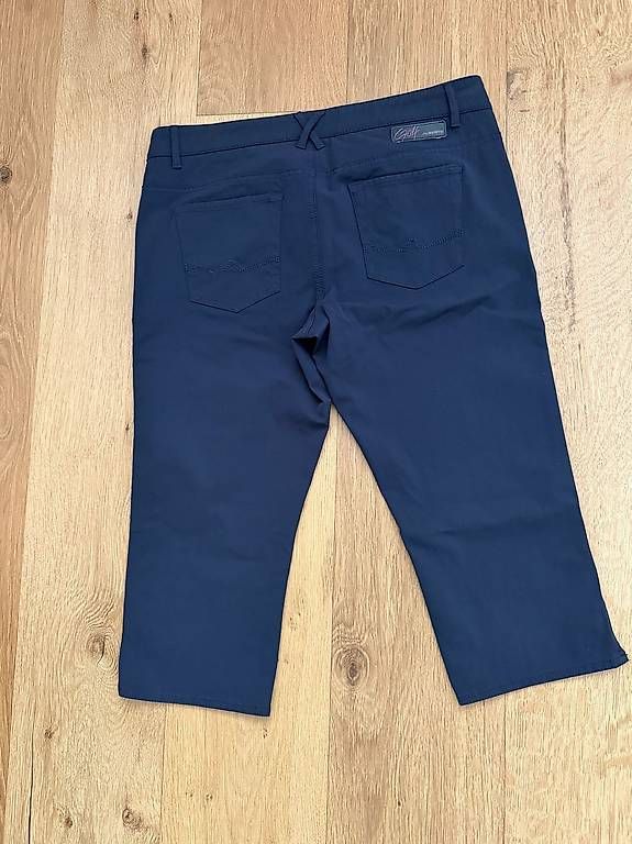Pantalons: Alberto Capri Hose navy – D'occasion à Holzhäusern / Rotkreuz par C.I.01 2