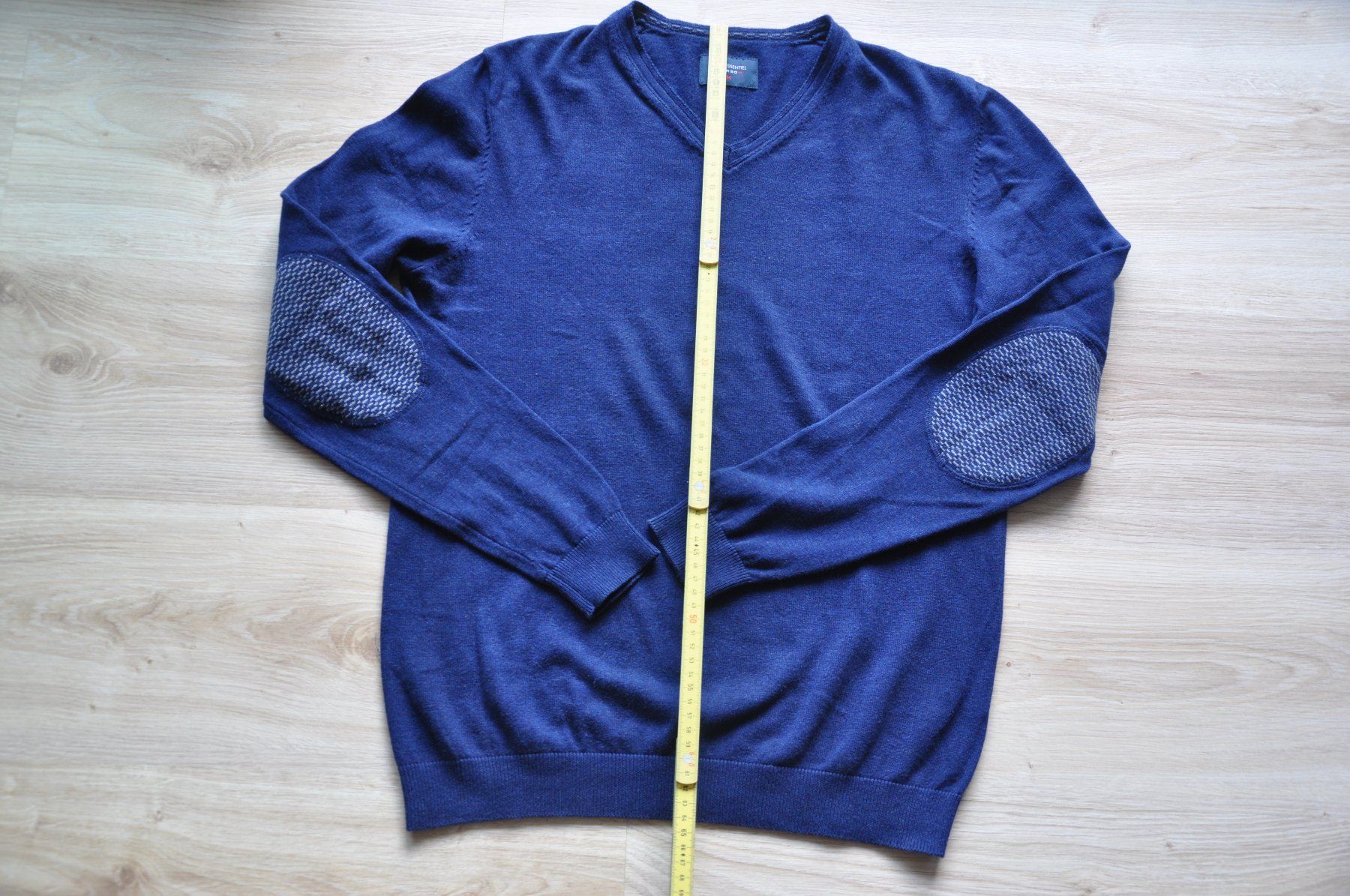 Maglioni & Felpe: Pulli mit V-Ausschnitt - Grösse M – Usato da Winterthur venduto da juve1972 4