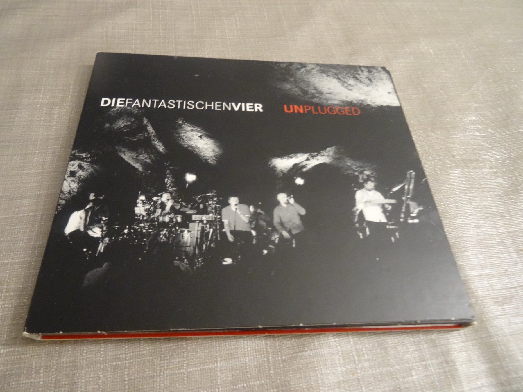 CD: Die Fantastischen Vier - Unplugged CD – Usato da Olten venduto da Disc-Ausverkauf
