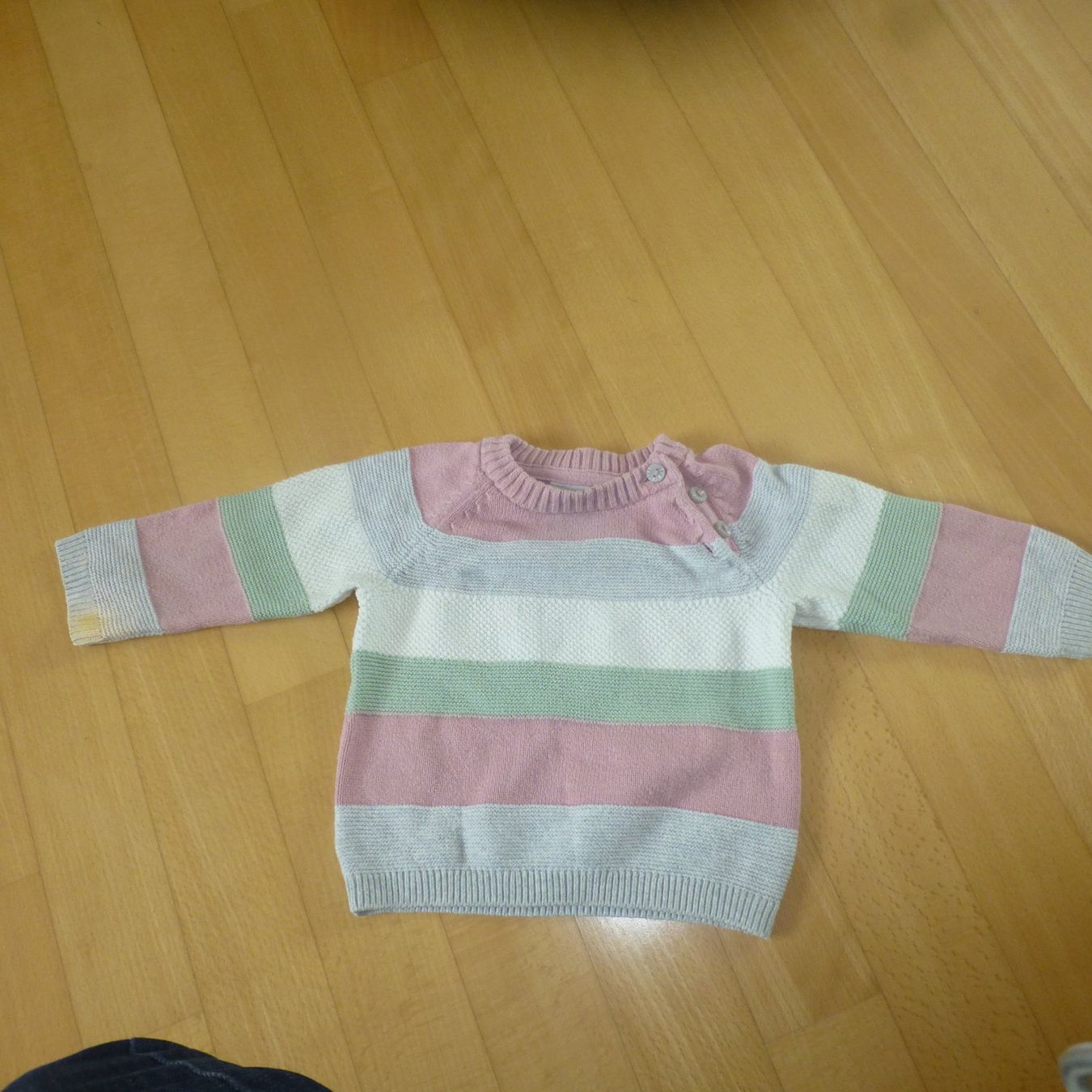 H&M Lotti & Set di vestiti: 3 x Baby-Mädchen Pullover H&M – Usato da Hergiswil NW venduto da annettelia 2