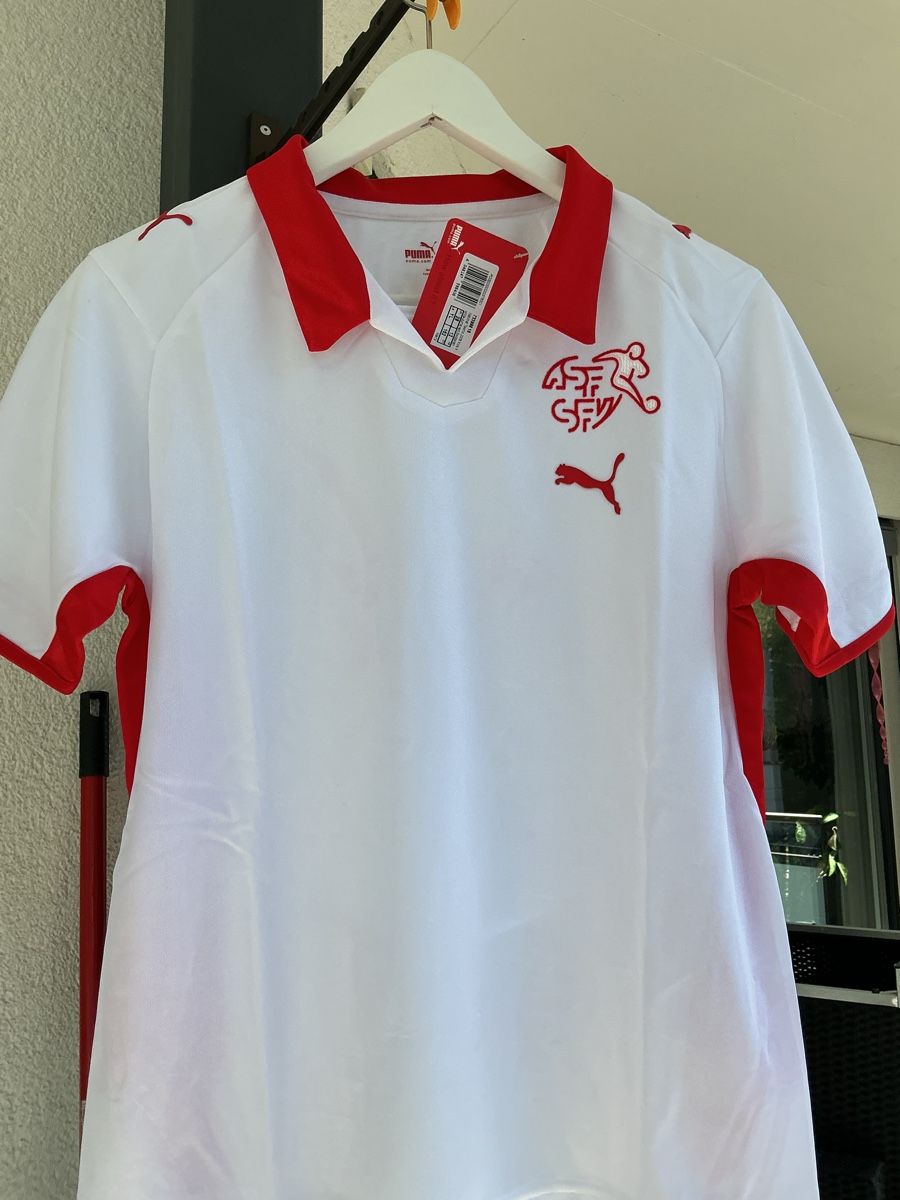 Puma Canottiere & Pantaloni: Schweizer Nationalmannschaft Trikot – Nuovo e nell'imballaggio originale da Luzern venduto da nene64 2