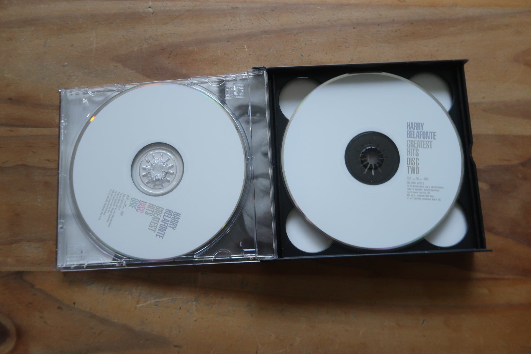 CD: HARRY BELAFONTE - GREATEST HITS - 3x CD – Usato da Basel venduto da Patiscat 5