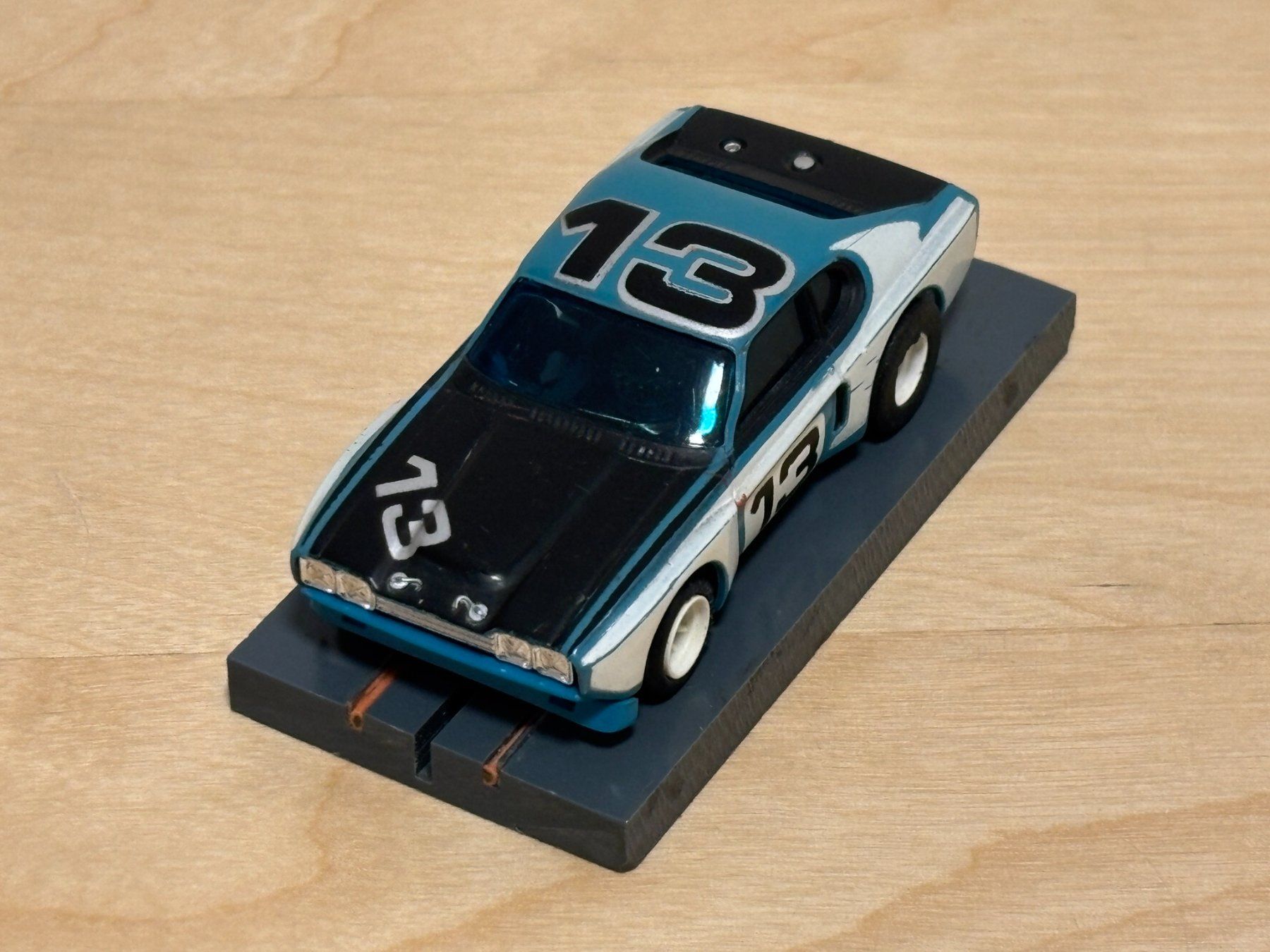 Faller Piste: Aurora AFX Capri blau/weiss #13 mit Originalbox – Usato da Bülach venduto da h0slotch 1