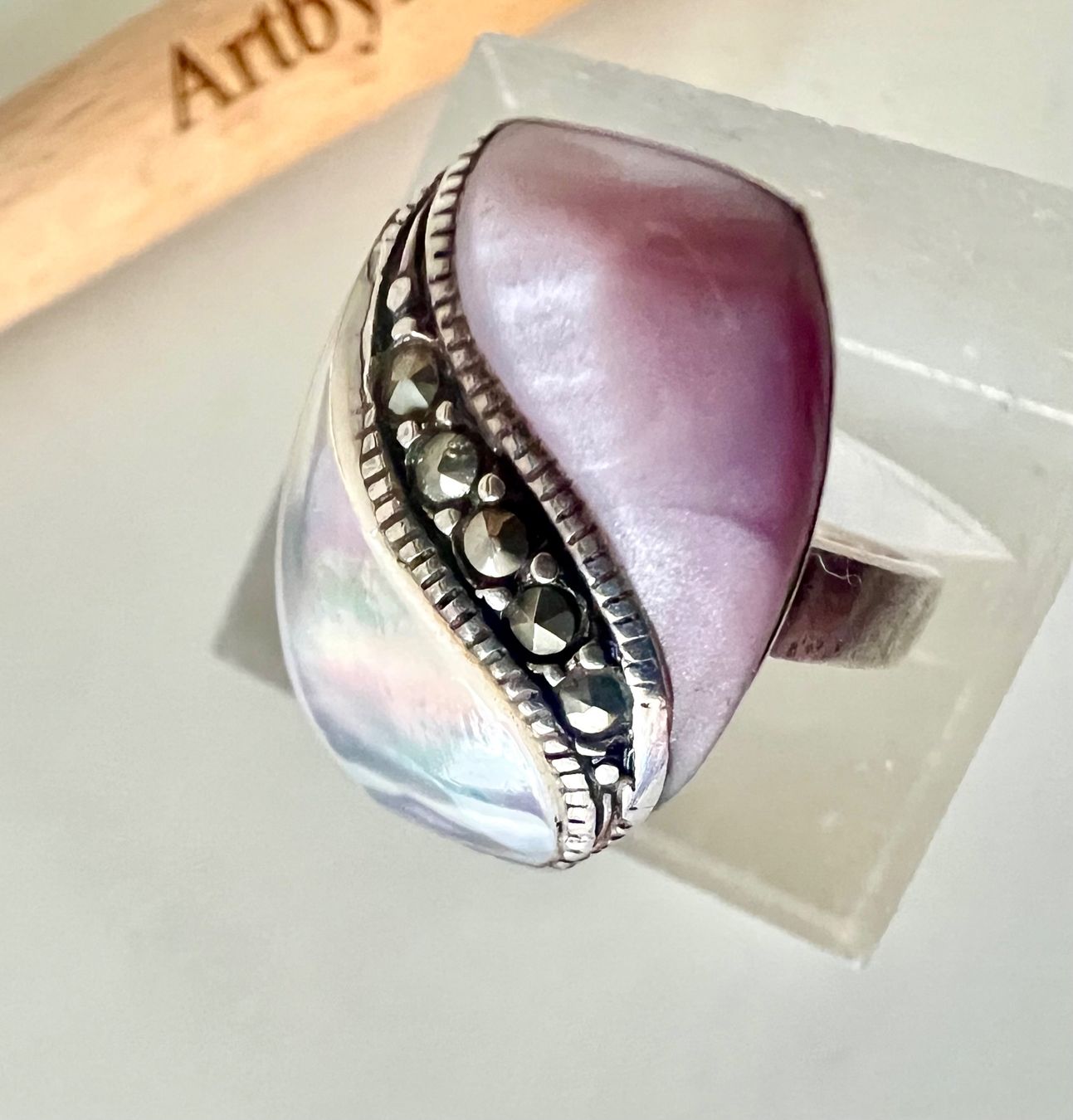 Anelli: Silberring 925 – Perlmuttschimmer trifft Markasitenfunkeln – Usato da Ruswil venduto da artbyhand 9