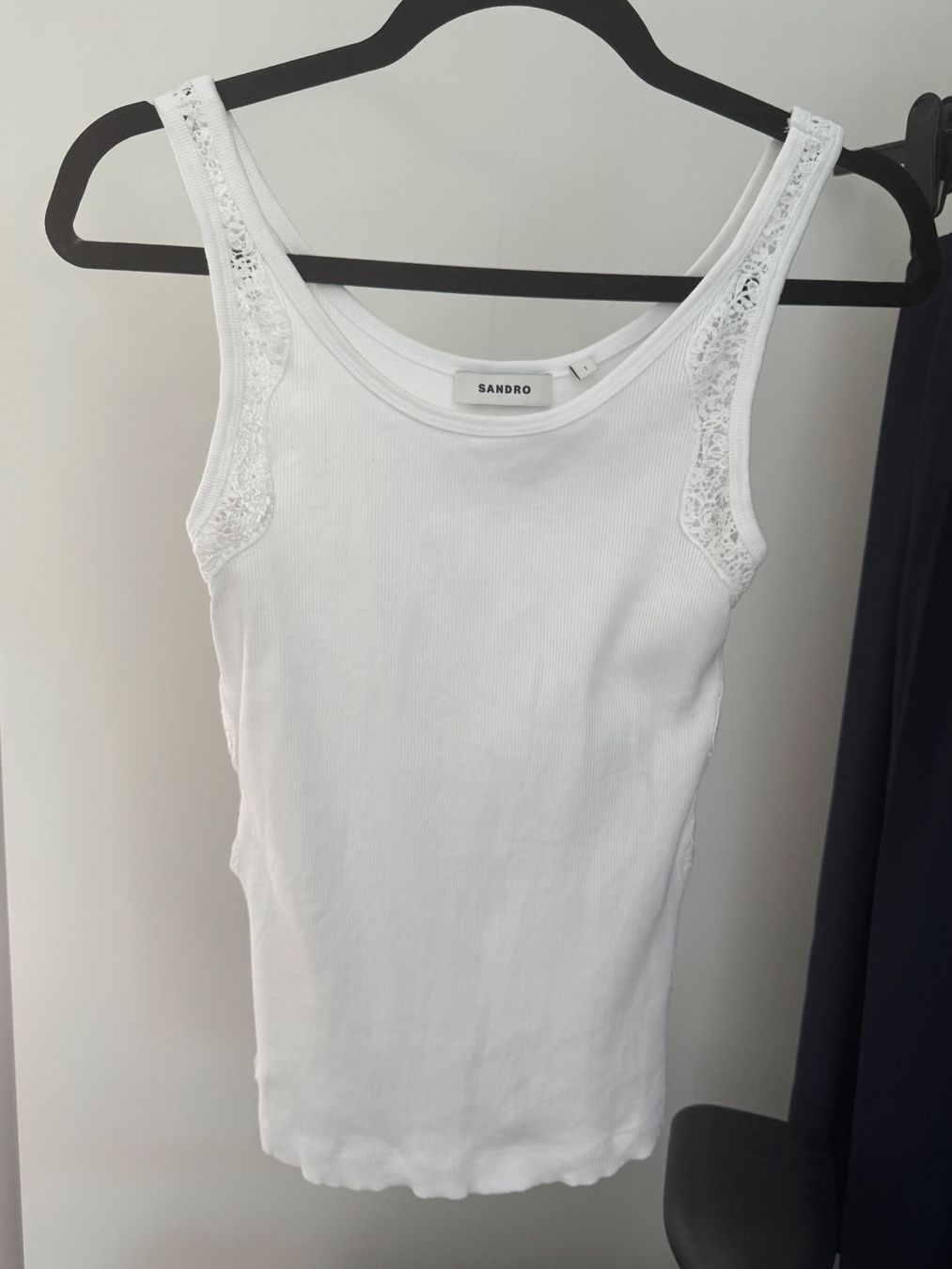 Sandro Tops: Sandro lace white top size 1 – Neuf avec emballage d'origine à Zürich par di_archive 1