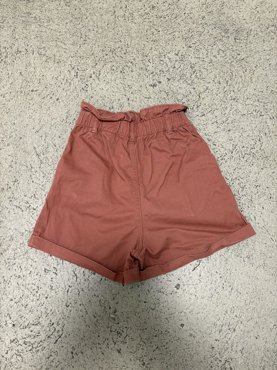 H&M Pantaloni: Damen Short,Gr.36;H&M – Usato da Winterthur venduto da Nena222 1