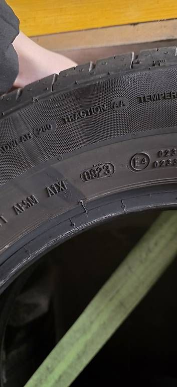 Pneumatici & Ruote complete: 4x Reifen 215/60R16 – Usato da Wildhaus venduto da Manu3264 1