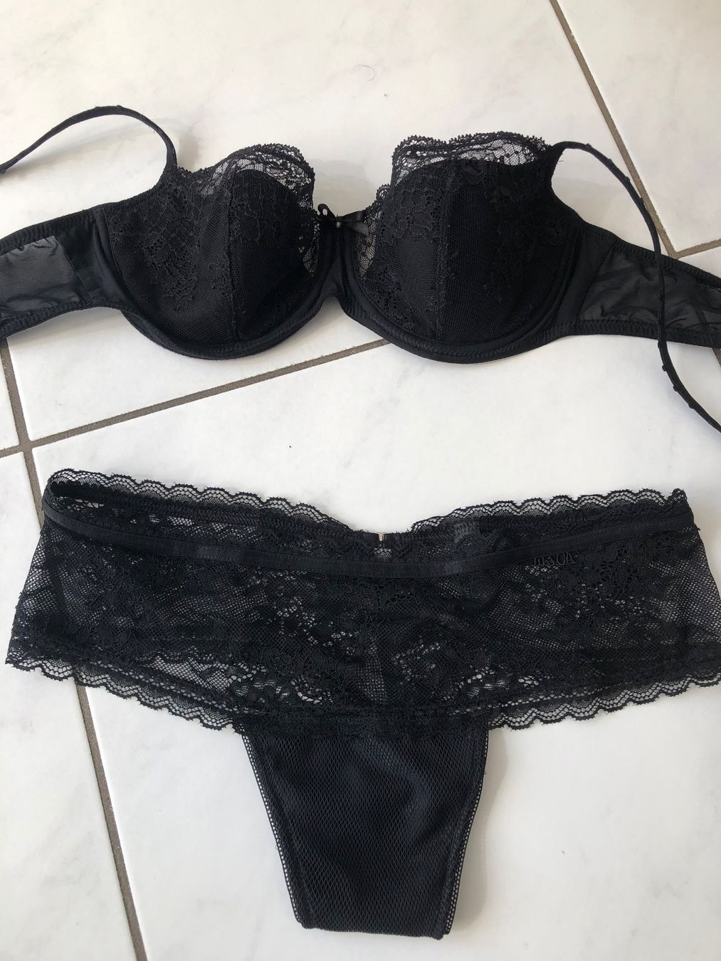 Altra biancheria intima: Unterwäsche-Set Gr 36 – Usato da Zell ZH venduto da Guffos