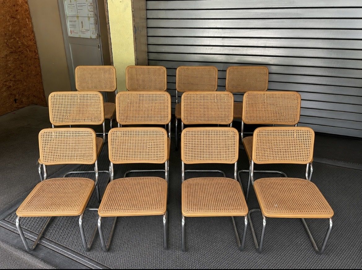 Thonet Sedie: THONET 81 ensemble de 12 chaises – Usato da Thierrens venduto da Bigla