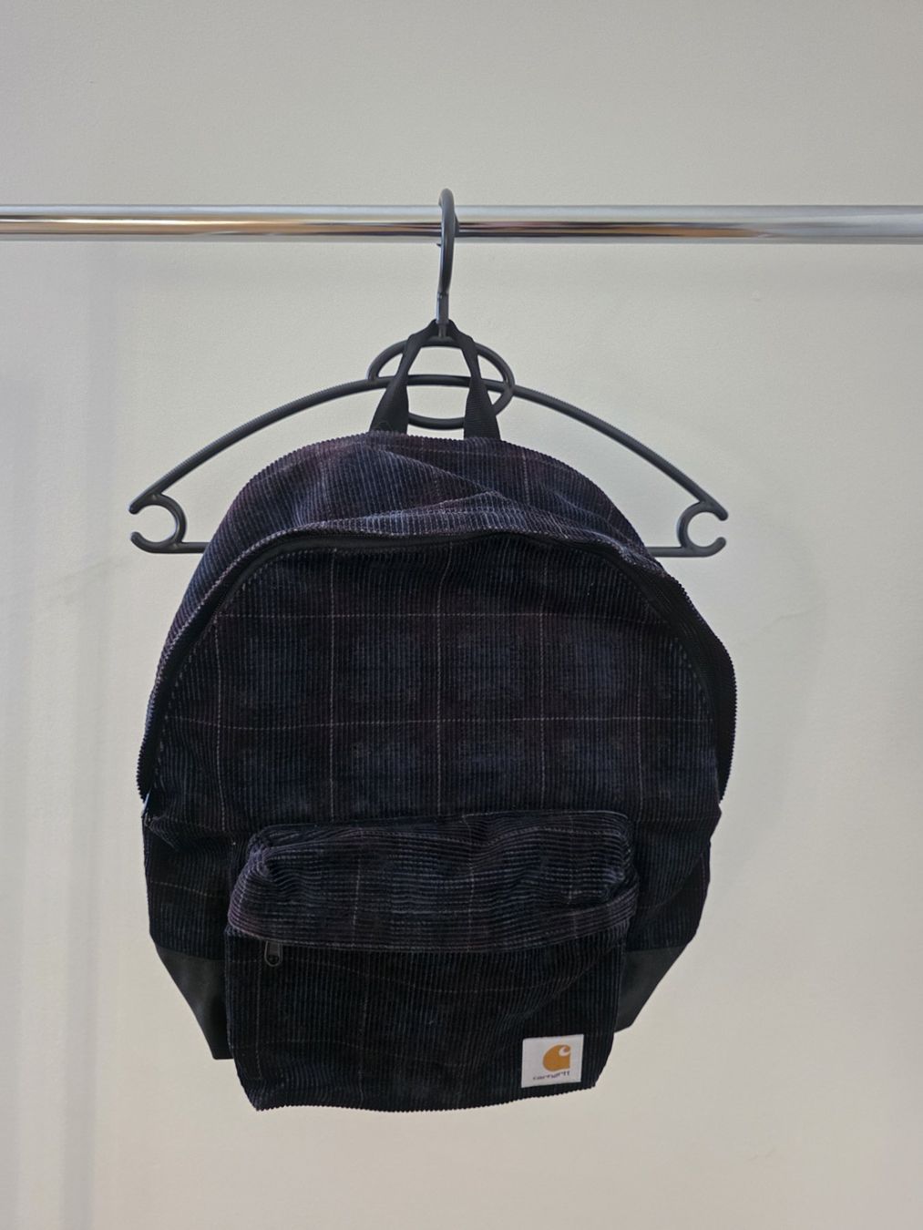 Carhartt Zaini: Karierter Rucksack Carhartt – Nuovo (secondo la descrizione) da Rothenfluh venduto da sel_j856