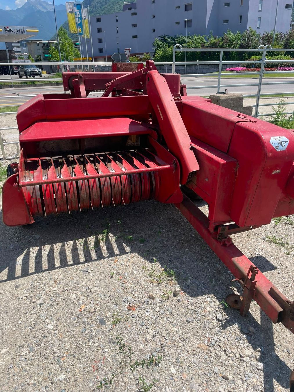 Tutte le macchine: Ballenpresse Massey Ferguson – Usato da Grono venduto da djo_7wwq 1