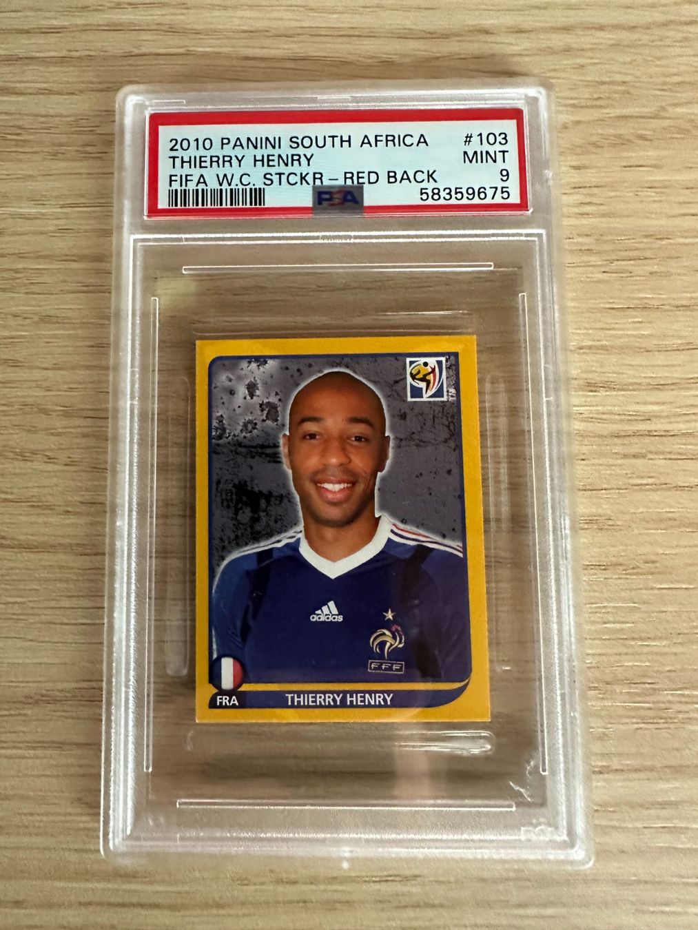 Panini Carte collezionabili: Thierry Henry Panini World Cup 2010 Sticker PSA 9 – Nuovo (secondo la descrizione) da Hagendorn venduto da Pokecollectorch