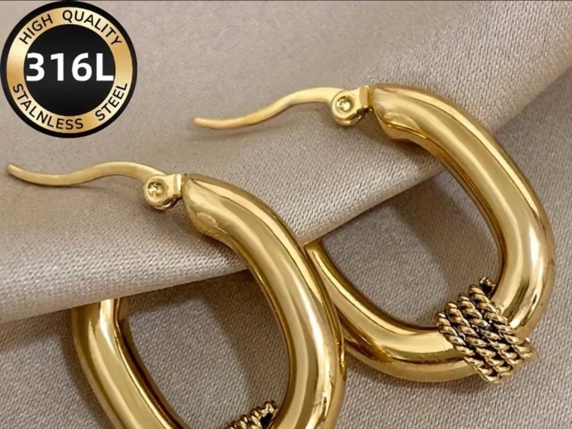 Orecchini pendenti & Orecchini a lobo: Edelstahl Elegante Creolen Ohrschmuck  Farbe:Silber – Nuovo (secondo la descrizione) da Biel-Bienne venduto da Roserosse13 6