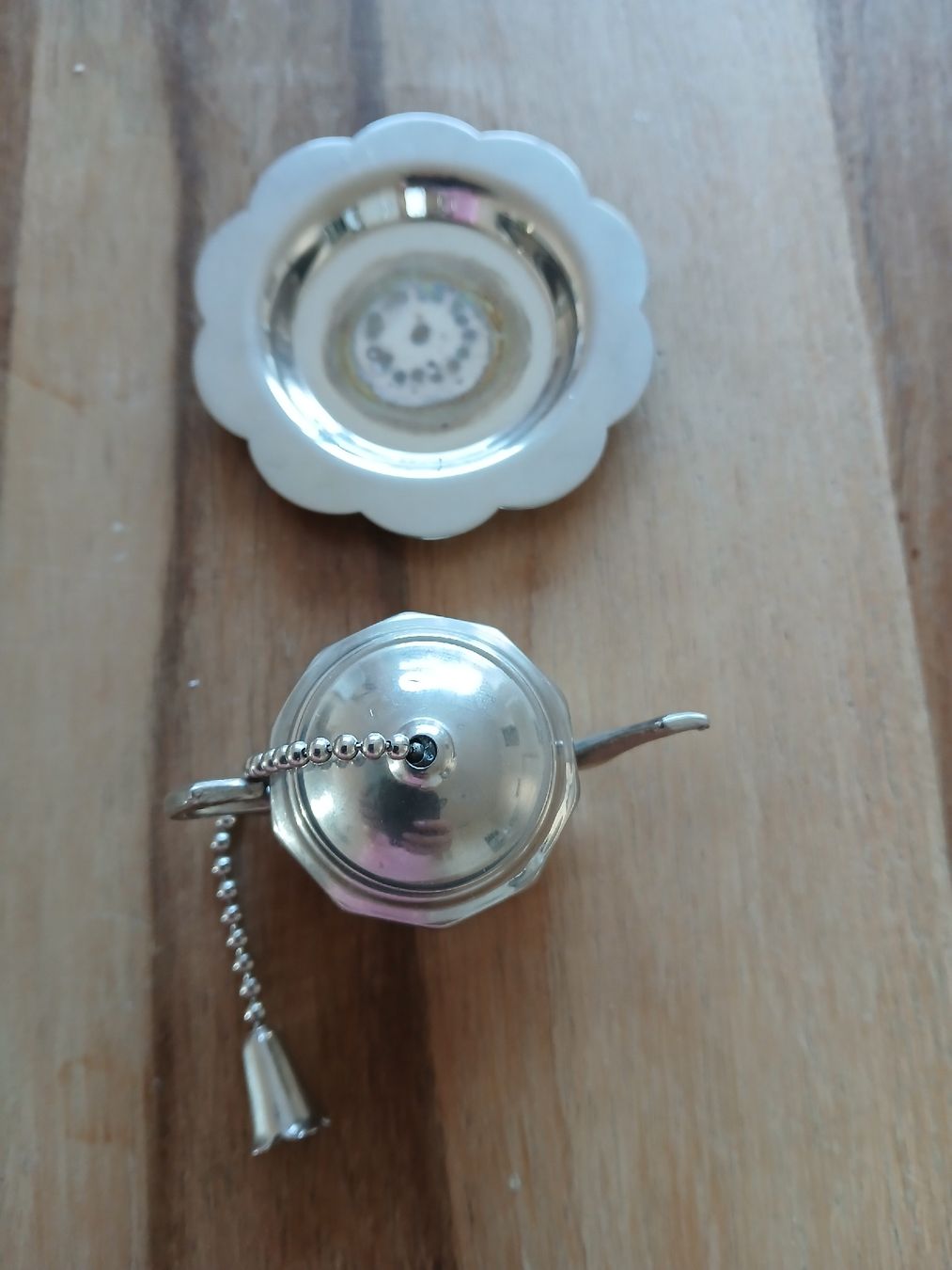 Küchengeräte: Teapot Tea Infuser Silver Metal Kitchen Utensil – Gebraucht aus Dübendorf von LoRi-2026 1