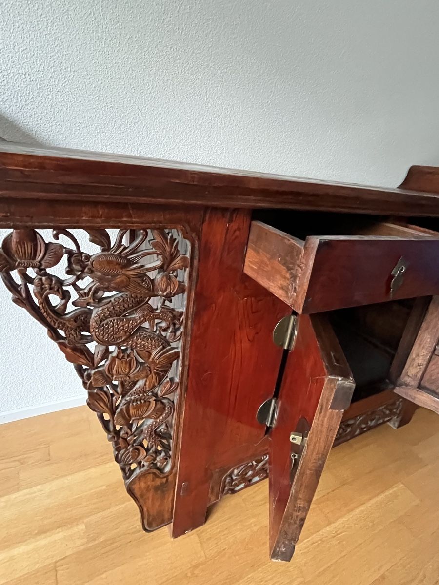 Commodes: Chinesisches Sideboard mit Startpreis CHF 1.00 – D'occasion à Wädenswil par Vollwertig 7