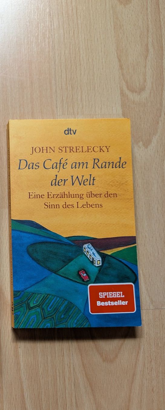Bücher: Das Café am Rande der Welt – Gebraucht aus Baden von lea_rxq9
