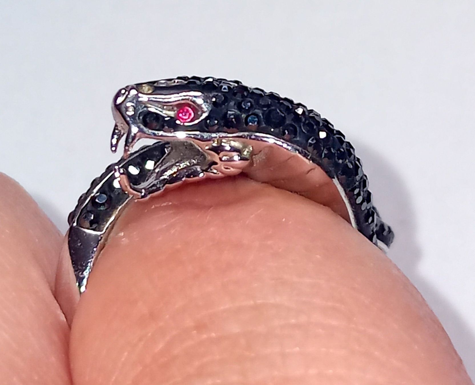 Swarovski Ringe: Bague Swarovski Cobra royal - taille 53 – Gebraucht aus Neuchatel von Vlenoble 8