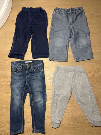 4 Hosen Gr 86 Jungs Top Zustand!