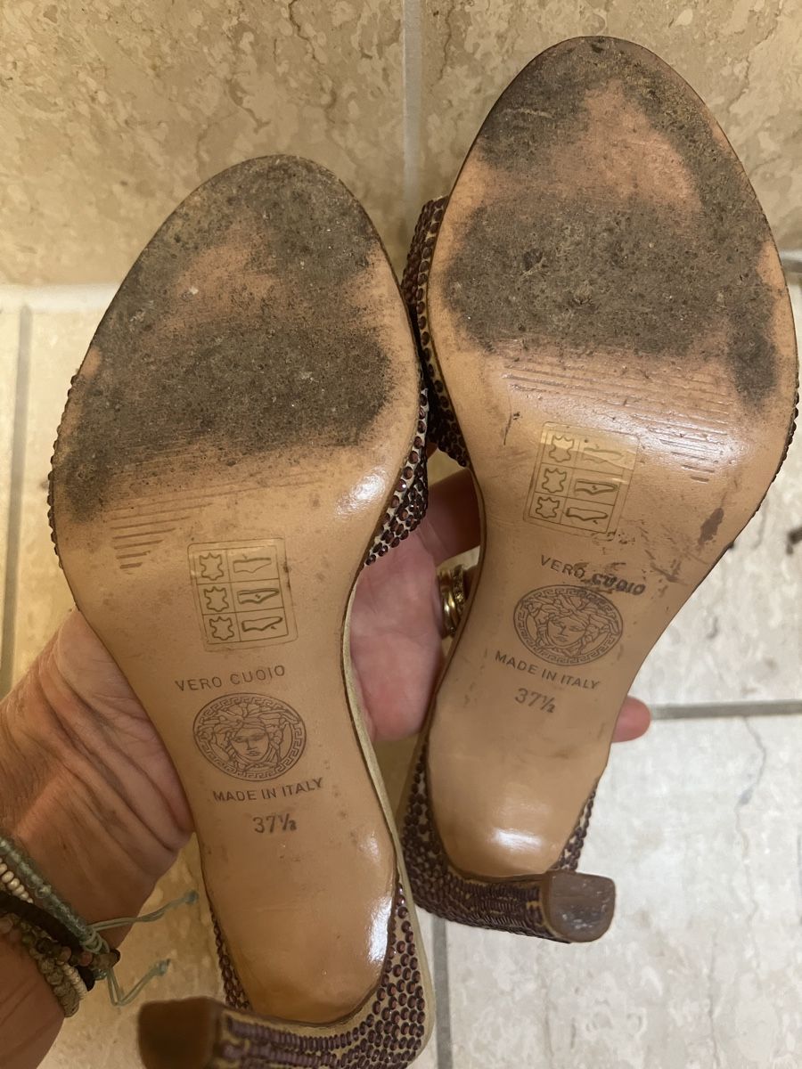 Versace Scarpe da donna: Original-Versace-Sandalen Gr.37,5 – Usato da Bettwiesen venduto da vanessa032 7