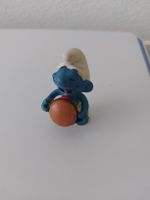 Schlumpf mit Hamburger
