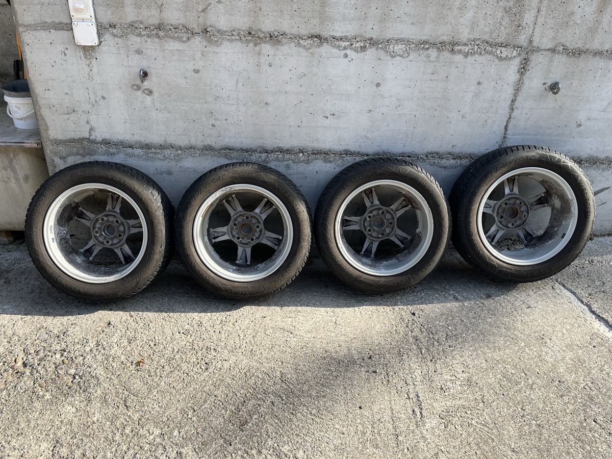 Pneus & Roues: VW Golf Winterräder – D'occasion à Lichtensteig par Trisi0 1