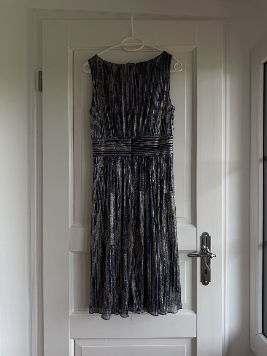 Kleider: Kleid von Swing Gr. 40 – Gebraucht aus Zürich von ros_6dzn 1