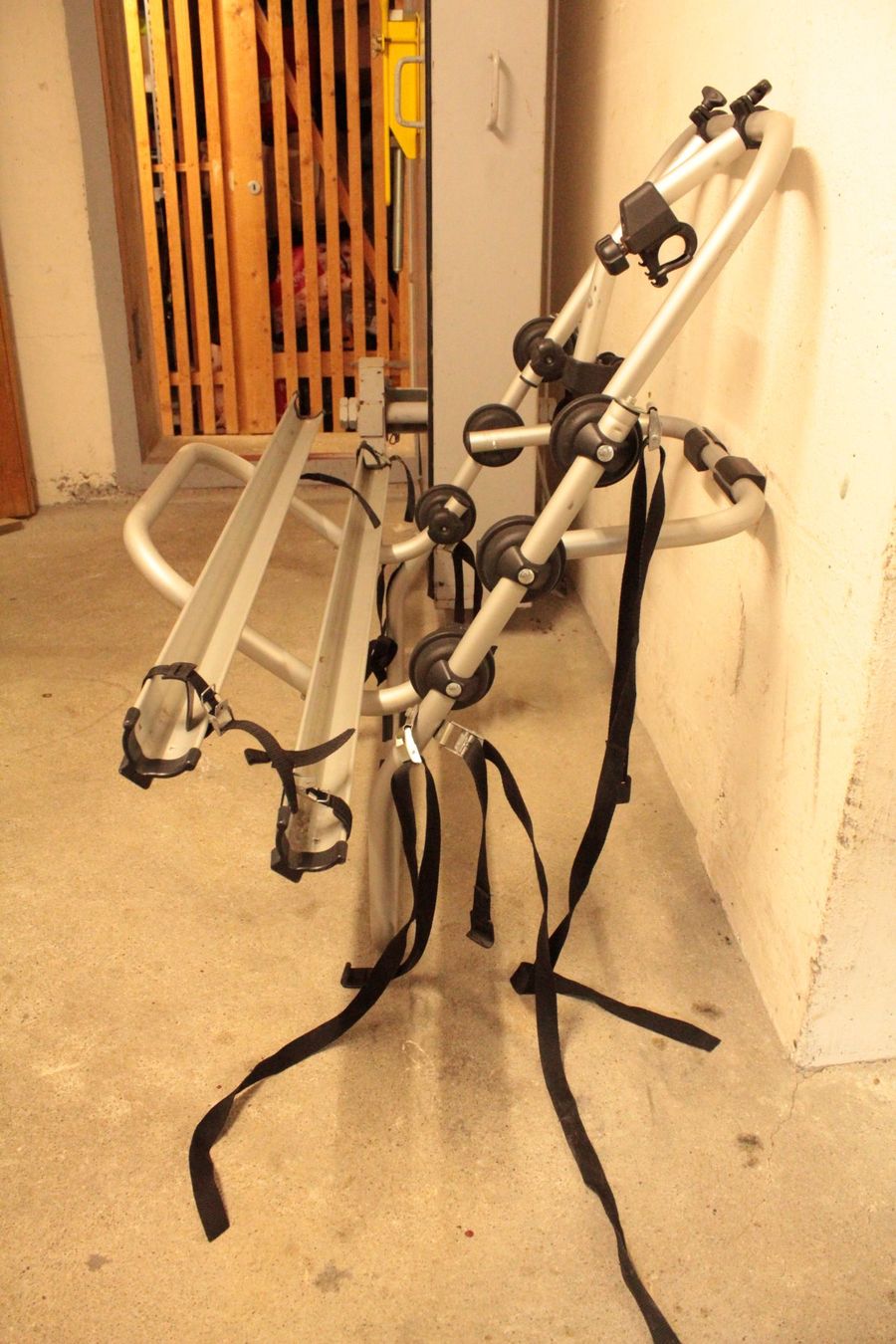 Portapacchi: Universal Fahrradträger 2er – Usato da Nussbaumen AG venduto da mal_s2ym 3