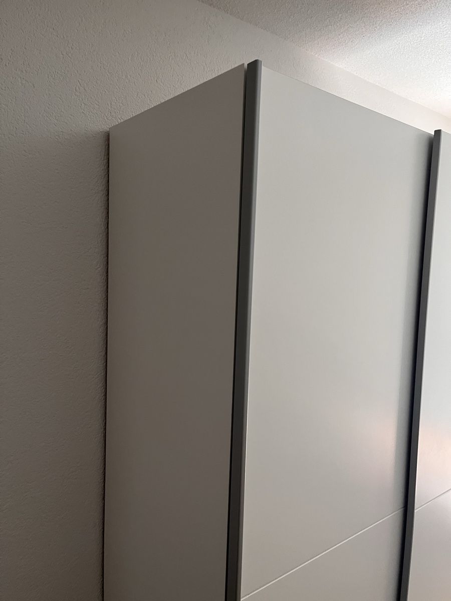 Scaffali: Armoire spacieuse  – Usato da Biel/Bienne venduto da tam_ysd9 1
