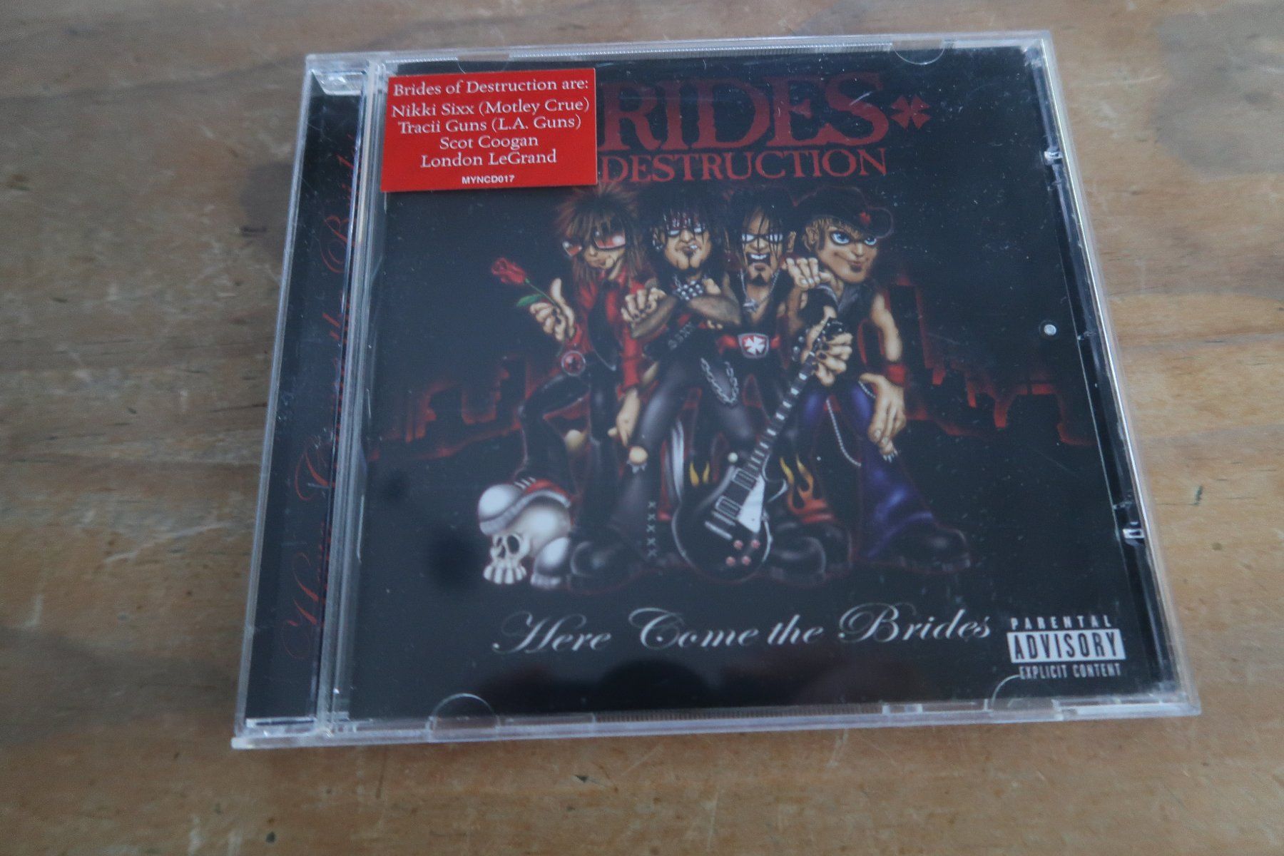 CDs: BRIDES OF DESTRUCTION - HERE COME THE BRIDES - CD – Gebraucht aus Basel von Patiscat