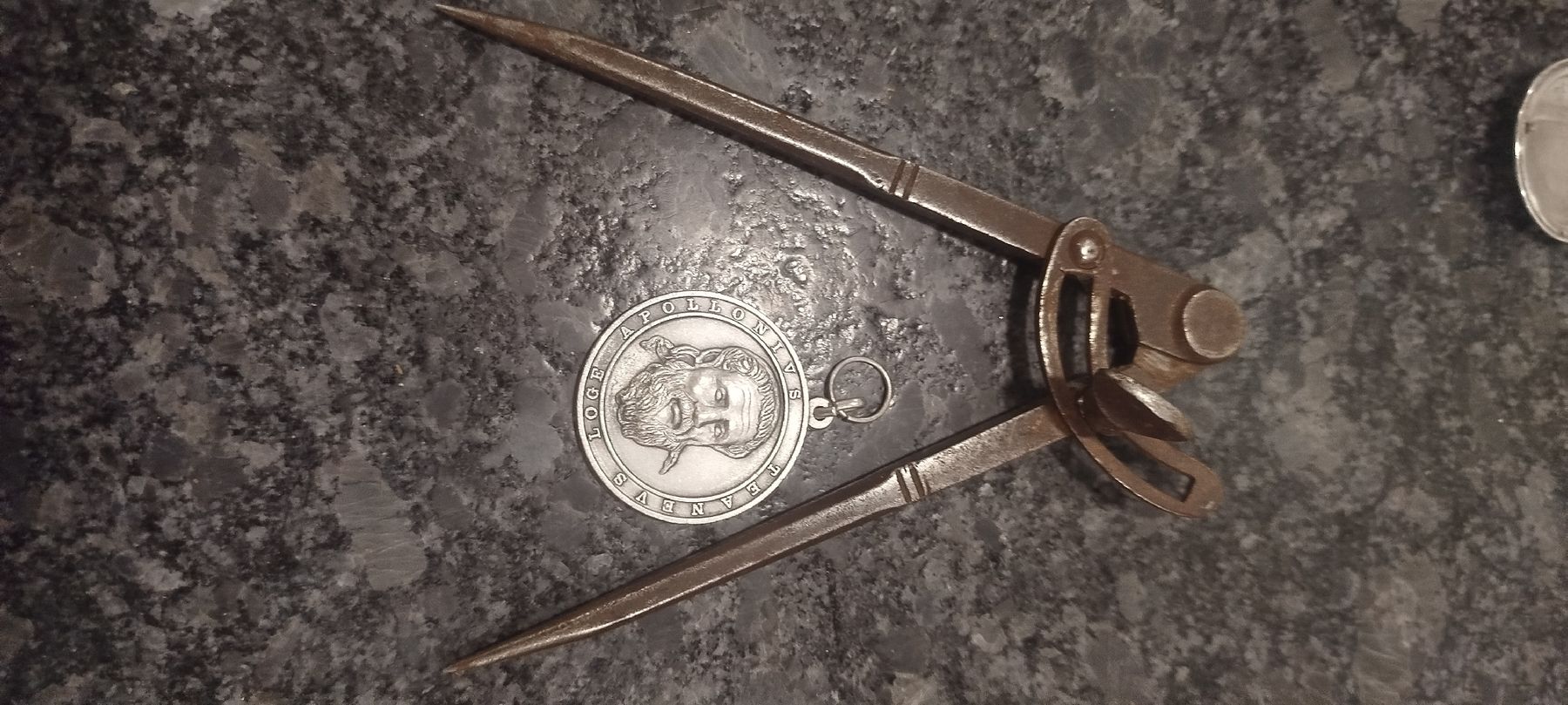 Medaglie: Objets commémoratifs maçonnique, franc-maçon – Usato da Genève venduto da Octo-puces 8