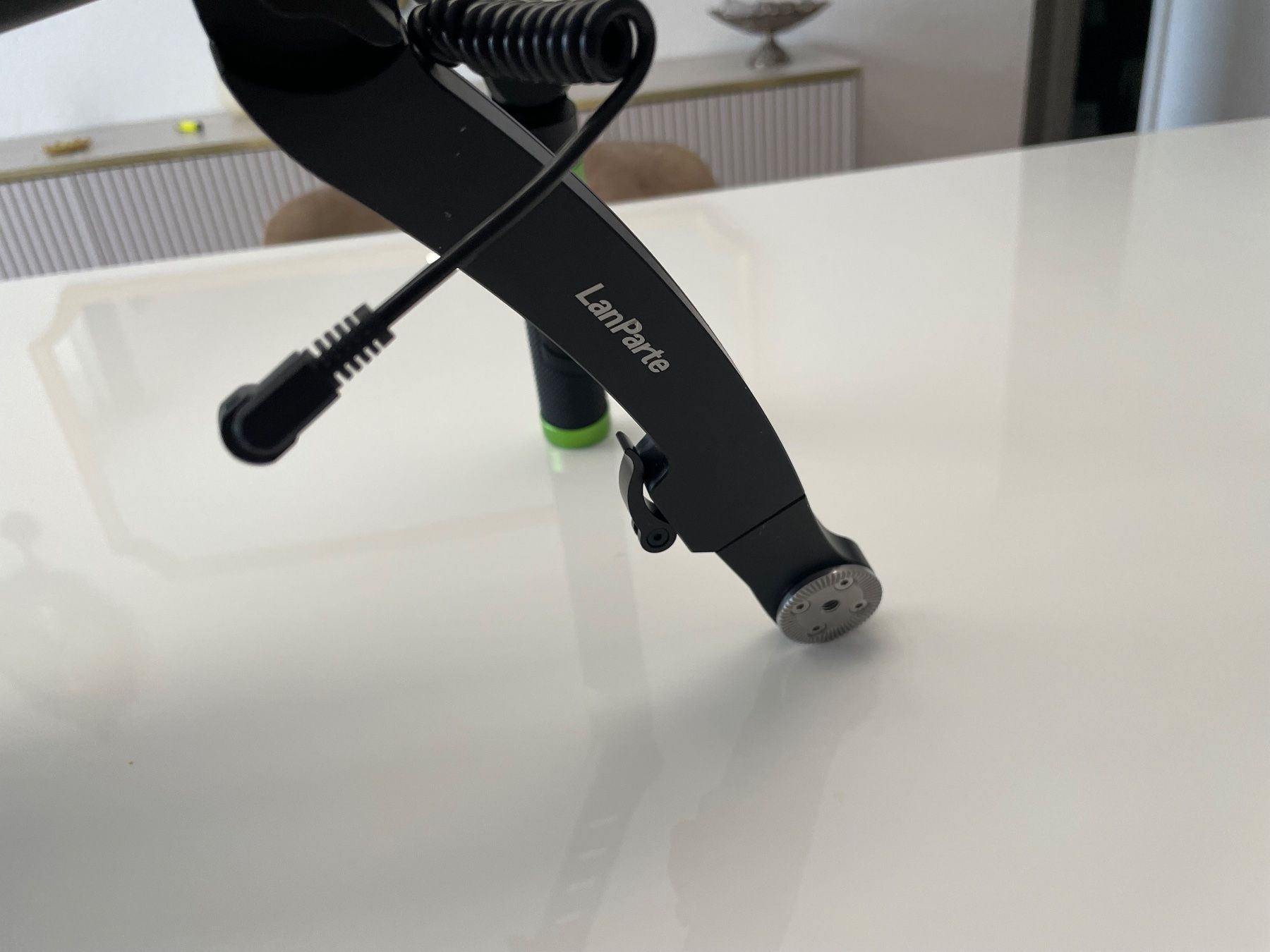 Videocamere: Shoulder Rig Lanparte for Blackmagic Ursa Mini 4k 4.6k Pro – Usato da Bottens venduto da 2Lens 6