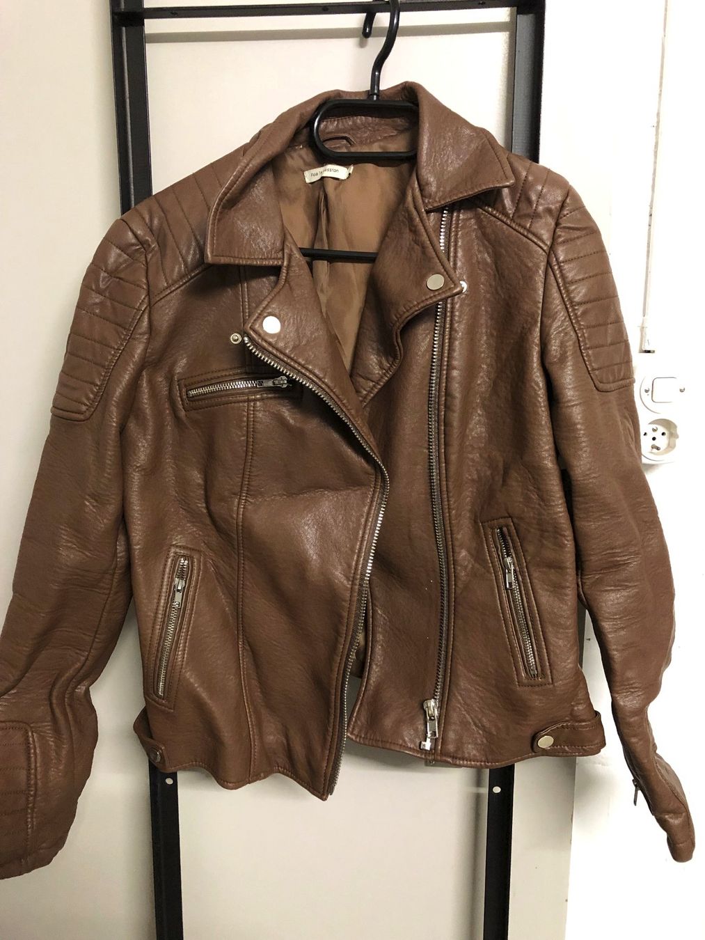Giacche: Lederjacke Grösse L – Usato da Glattbrugg venduto da Ariel012 1