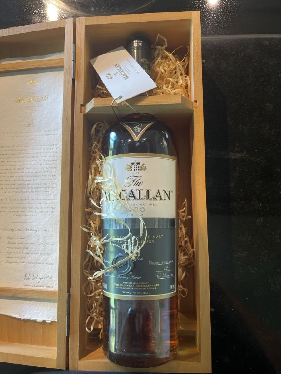 Macallan Bevande alcoliche: Macallan triple casc 21 years – Nuovo e nell'imballaggio originale da St. Gallen venduto da gui_bcy8