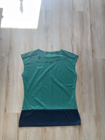 Joli T-shirt Mammut vert marine  S femme neuf