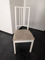 4 weisse Ikea Stühle