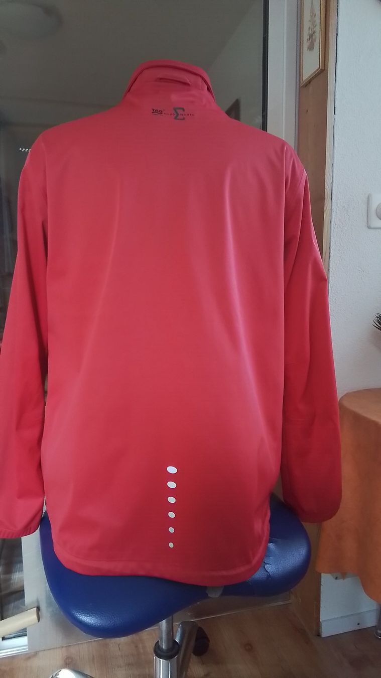Giacche: Damen Windjacke Gr.46, rot, Polyester – Usato da Oberurnen venduto da DVDL 1