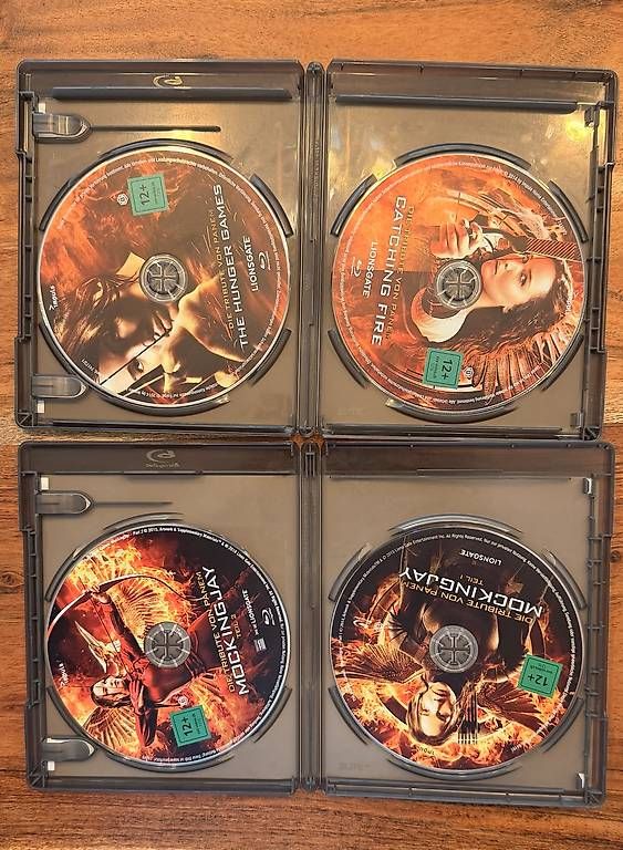 Tutti i DVDs: BluRay Sammlung "Tribute von Panem" – Usato da Wetzikon ZH venduto da Jochen01 2