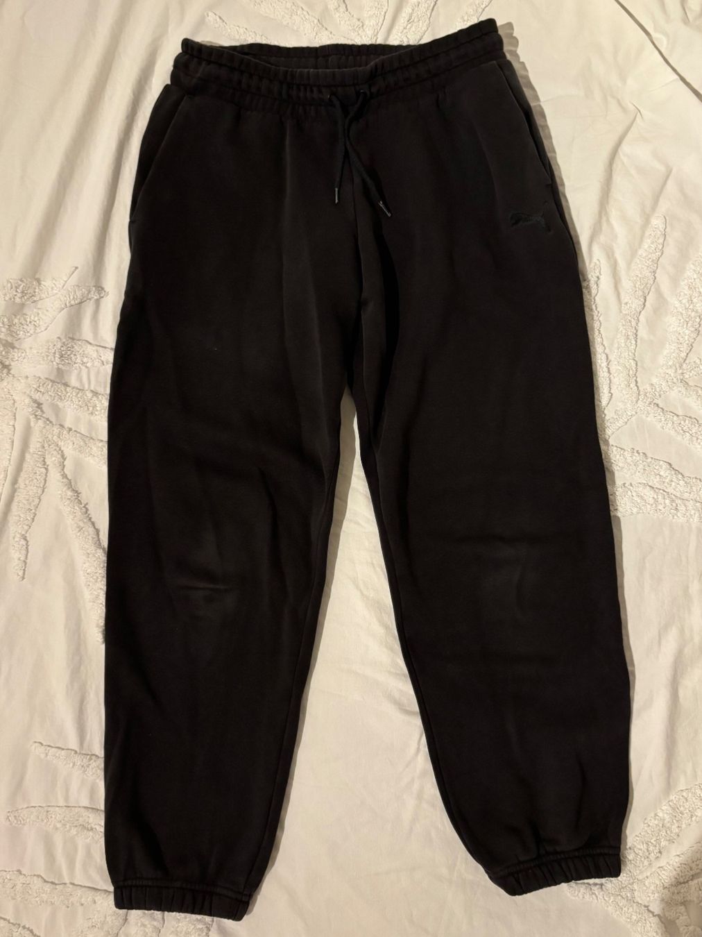 Puma Hosen: Puma Trainerhose / Jogginghose – Gebraucht aus Zürich von hue_82qd