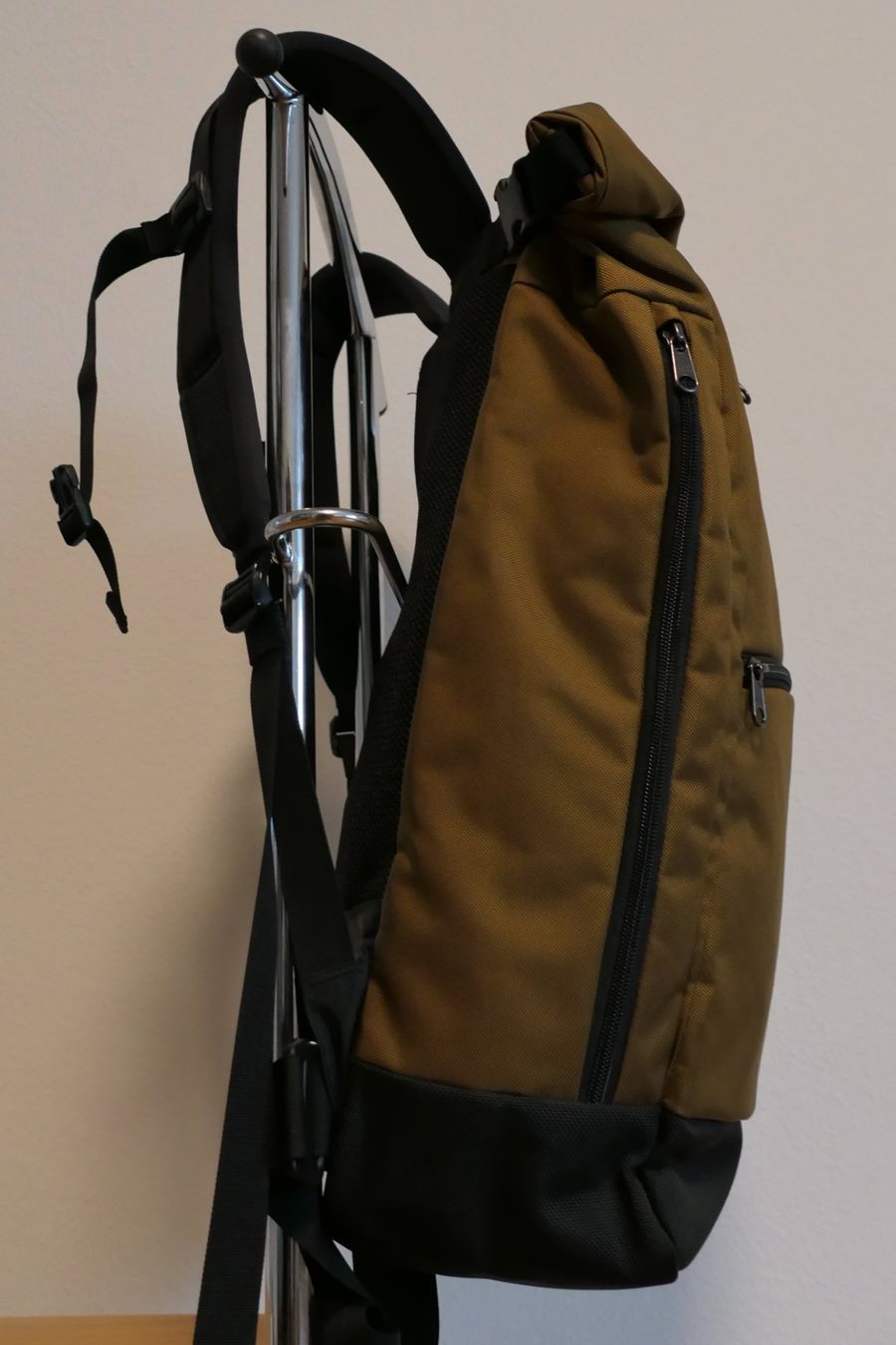 Zaini: Tom Bihn Addax 26 Secondhand Rucksack – Usato da Basel venduto da Daniel611 3