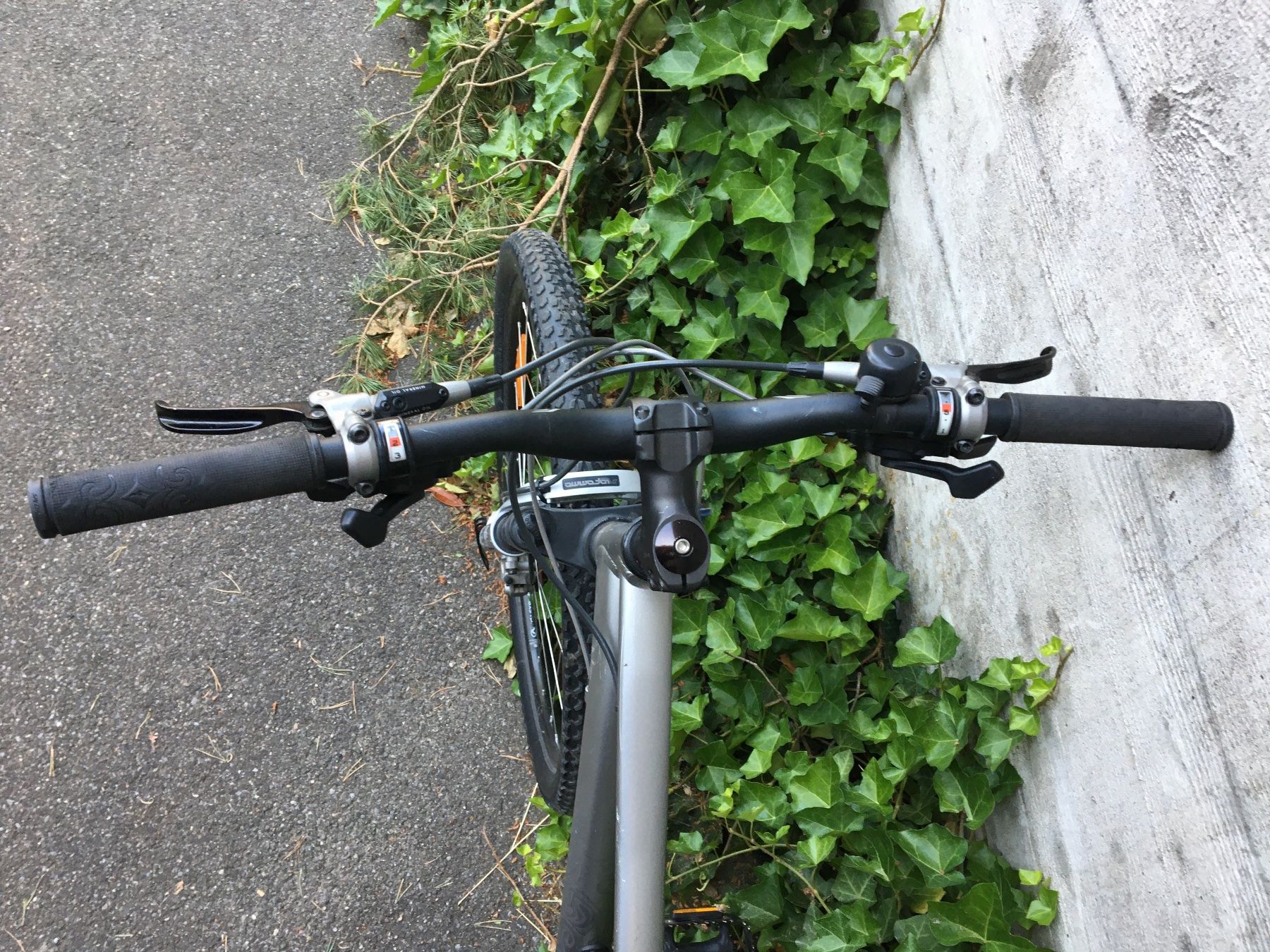 Specialized Biciclette: Mountainbike Specialized – Usato da Rizenbach venduto da  2