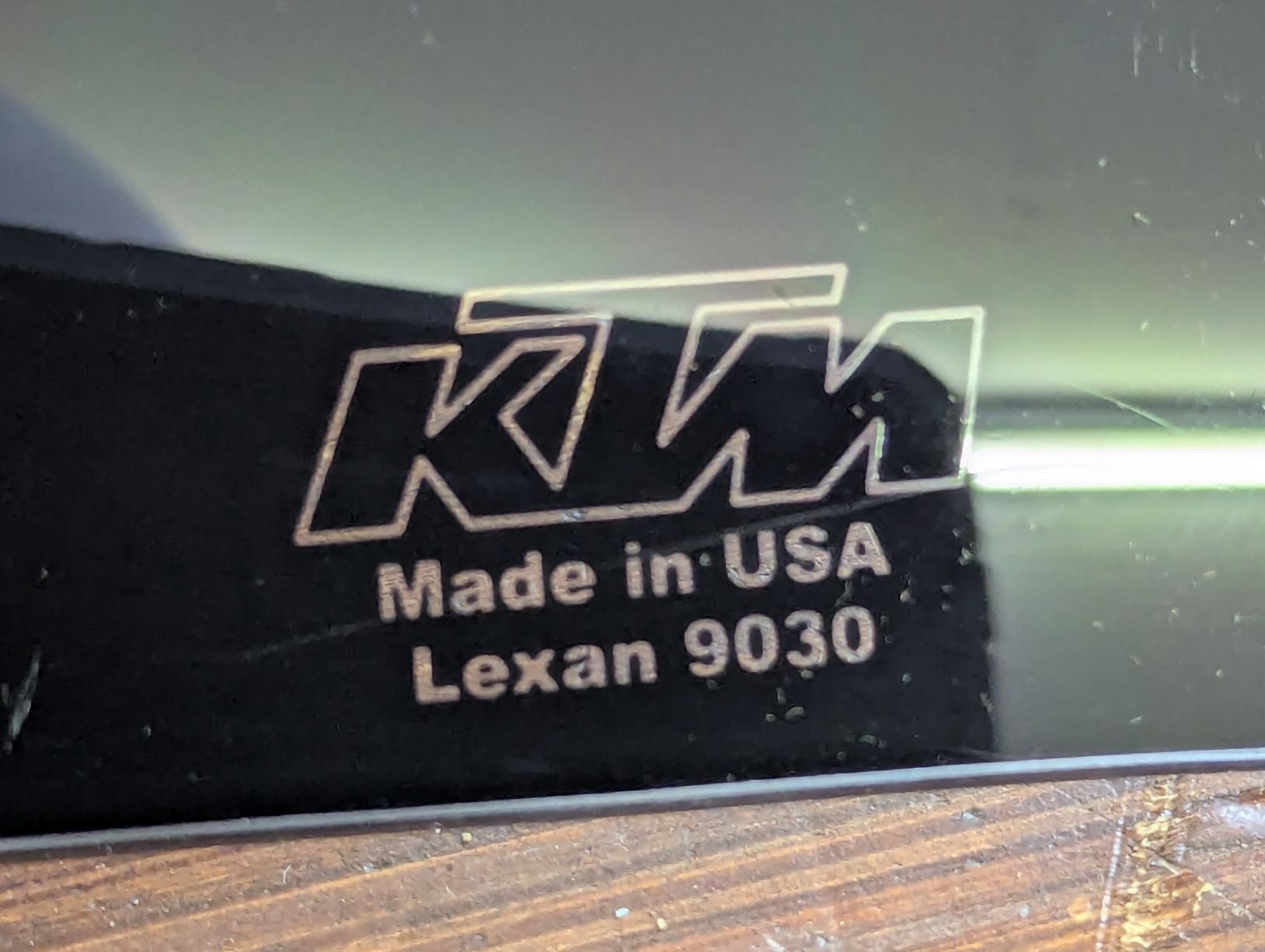 KTM Tutti i ricambio per moto: KTM 950 990 Adventure WINDSHIELD TOURING – Usato da Lachen SZ venduto da joa_bs6v 5