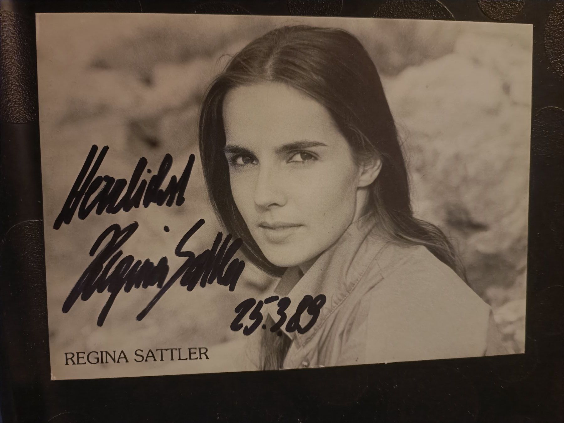 Autografi: Regina Sattler - handsigniert – Usato da Menziken venduto da Artographs