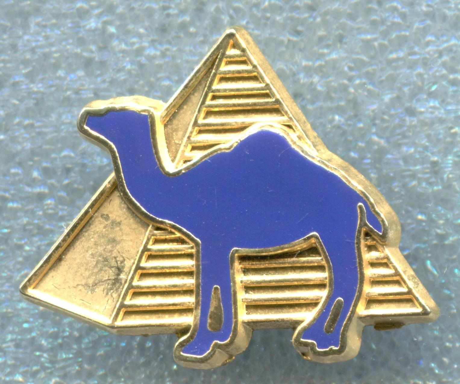 Camel Plaquettes & Badges: CAMEL  – D'occasion à Winterthur par Sammleroase
