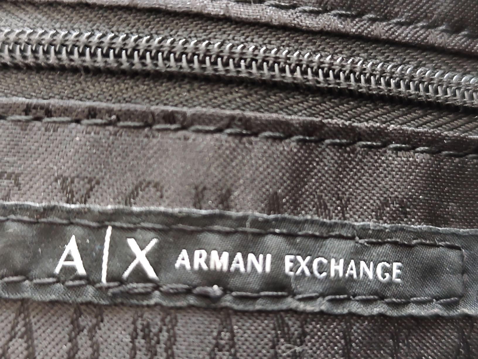 Armani Sacs femmes: Armani Exchange Handtasche Neu ! – Neuf (Voir description) à Zuckenriet par bm2_88l9 5