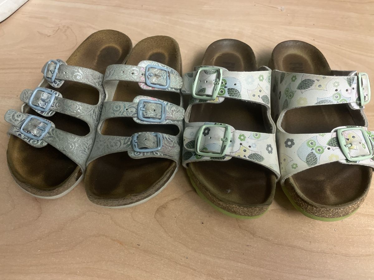 Schuhe für Mädchen: 2 Paar Mädchen Sandalen, Gr. 32, Sommer-Look – Gebraucht aus Obergerlafingen von cabo4